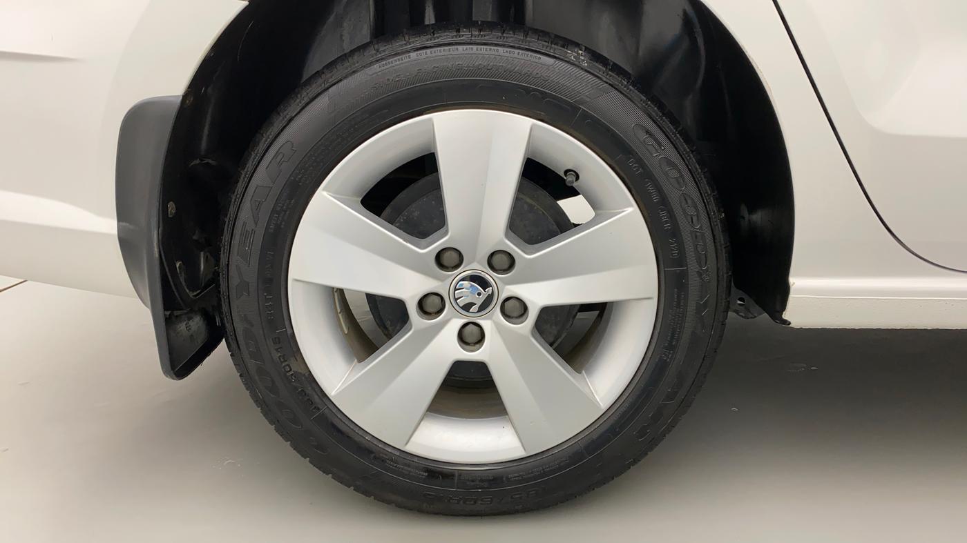 2020 Skoda Rapid 1.0 AMBITION TSI MT, Petrol, Manual, 6,840 km, Right Rear Wheel