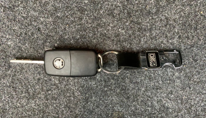 2020 Skoda Rapid 1.0 AMBITION TSI MT, Petrol, Manual, 6,840 km, Key Close Up