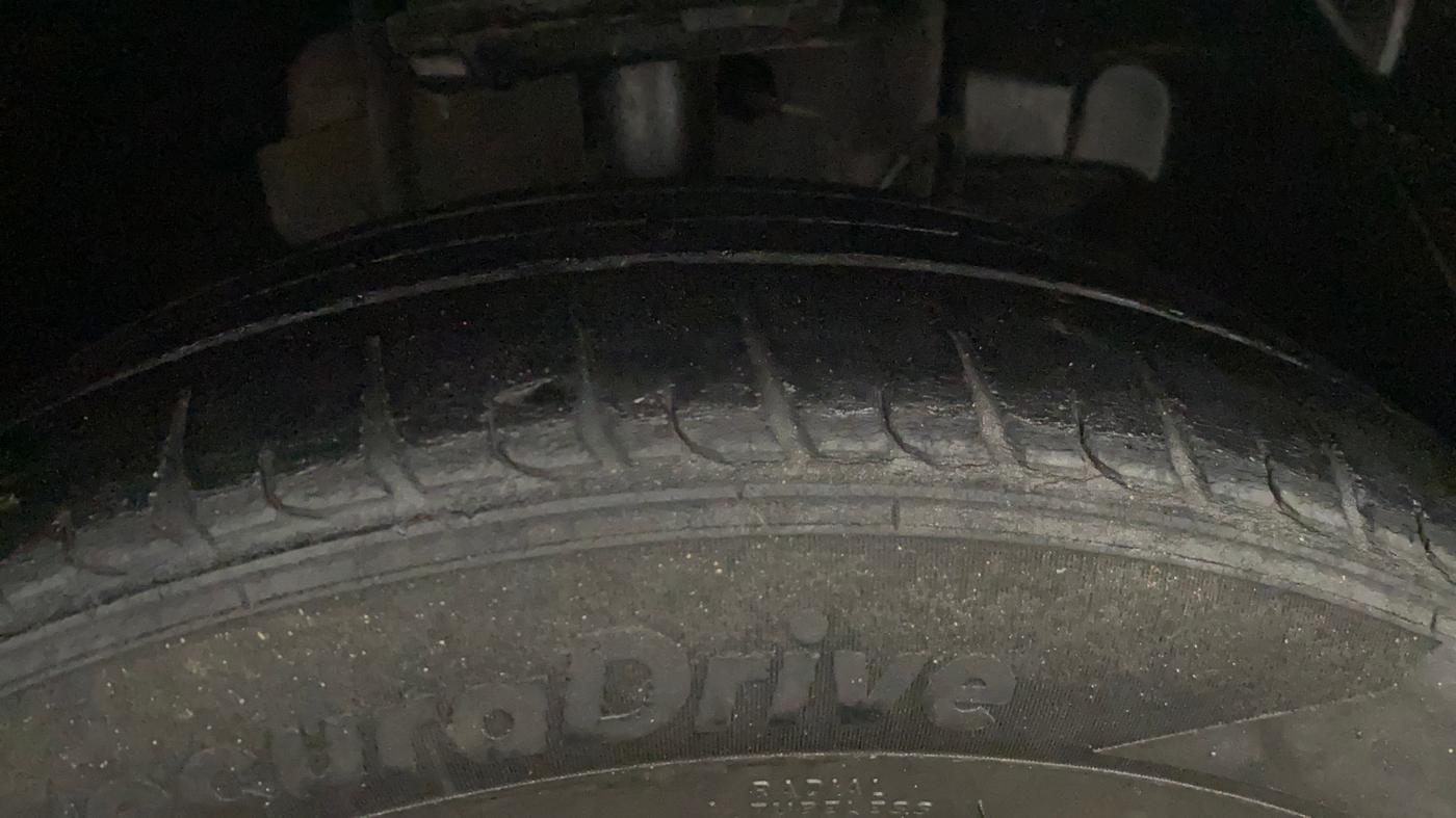 2019 Tata Tiago XZ PLUS PETROL, Petrol, Manual, 80,574 km, Right Front Tyre Tread