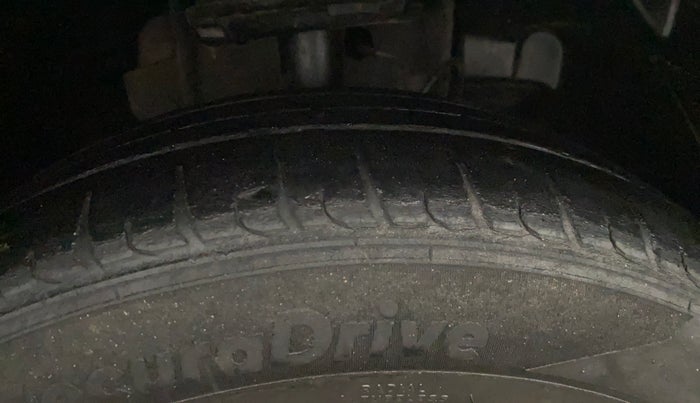 2019 Tata Tiago XZ PLUS PETROL, Petrol, Manual, 80,574 km, Right Front Tyre Tread