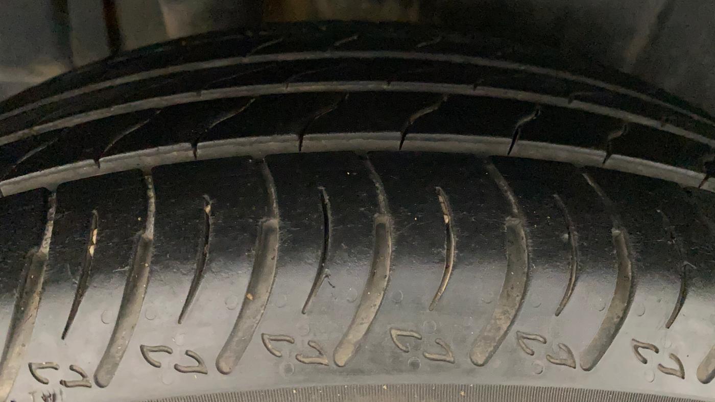 2022 Maruti XL6 ZETA AT, Petrol, Automatic, 18,659 km, Right Rear Tyre Tread