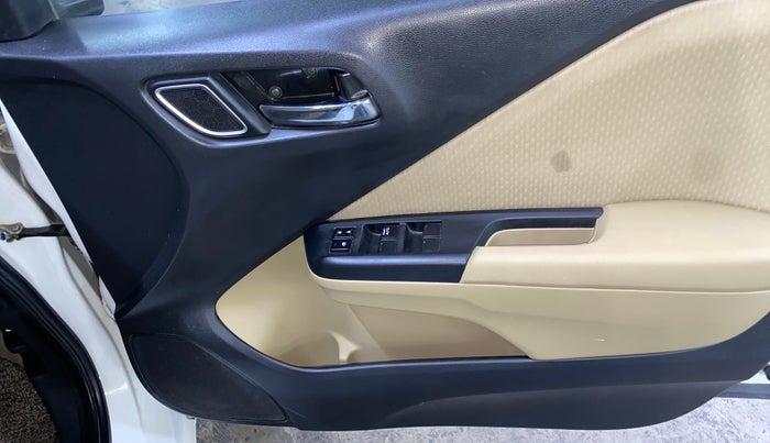 2019 Honda City 1.5L I-VTEC V MT, Petrol, Manual, 81,563 km, Driver Side Door Panels Control