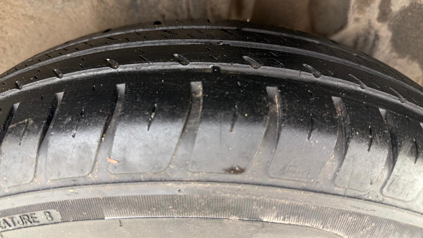 2021 Maruti Swift VXI, Petrol, Manual, 50,556 km, Left Rear Tyre Tread