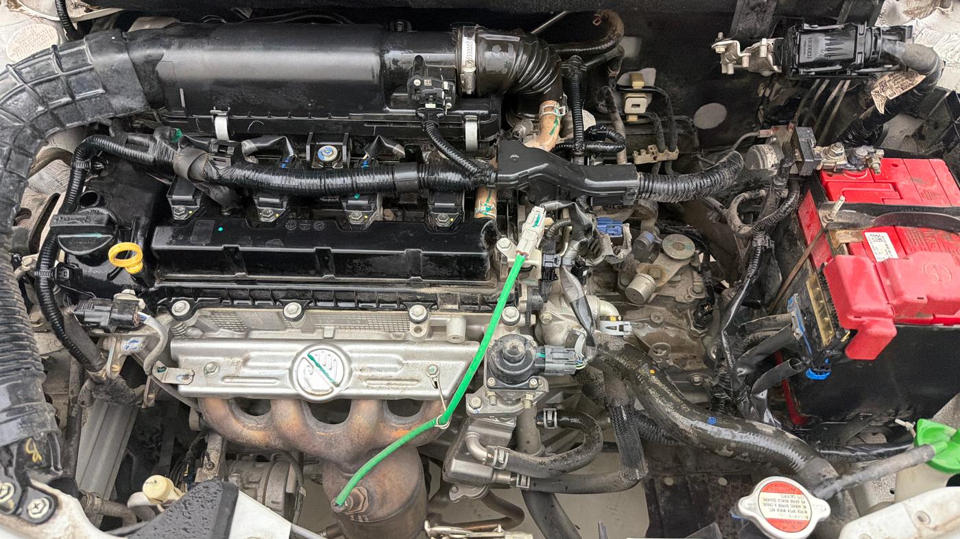 2021 Maruti Swift VXI, Petrol, Manual, 50,556 km, Engine View