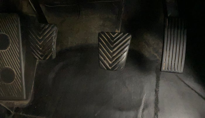 2019 Hyundai Elite i20 ASTA 1.2 (O), Petrol, Manual, 90,632 km, Pedals