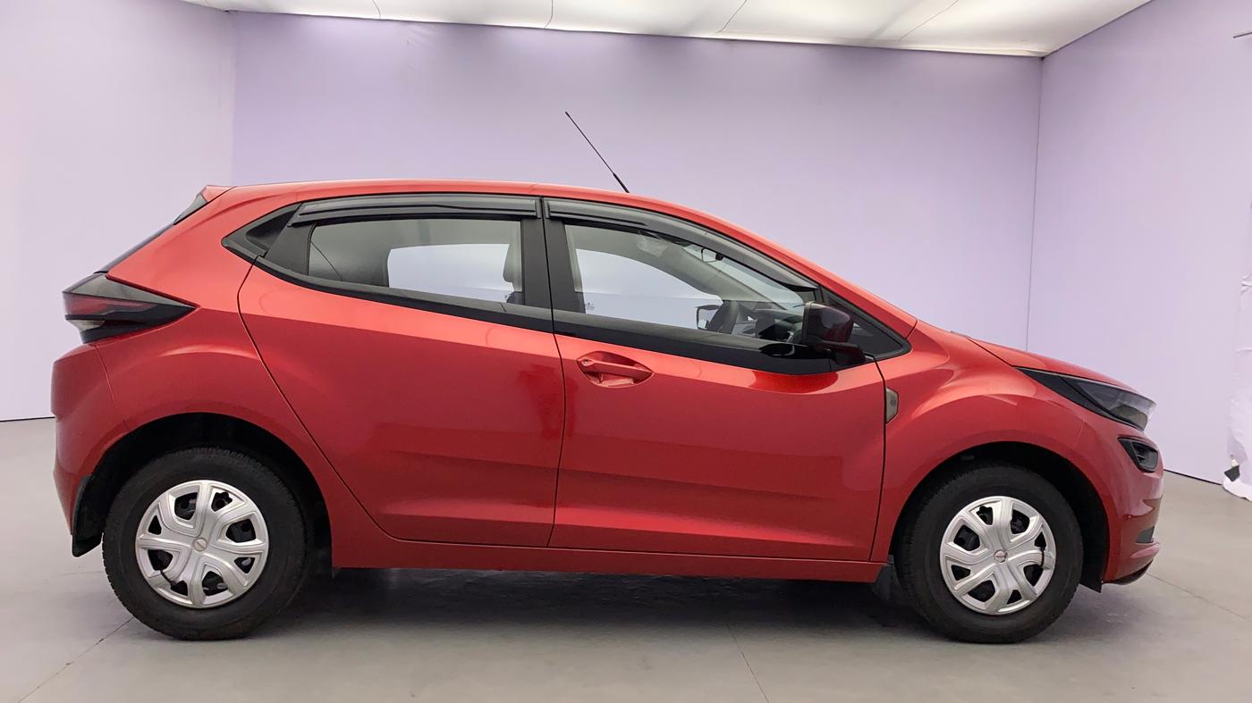 2021 Tata ALTROZ XE PETROL, Petrol, Manual, 17,636 km, Right Side View