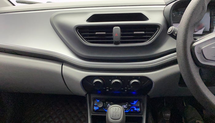 2021 Tata ALTROZ XE PETROL, Petrol, Manual, 17,636 km, Air Conditioner