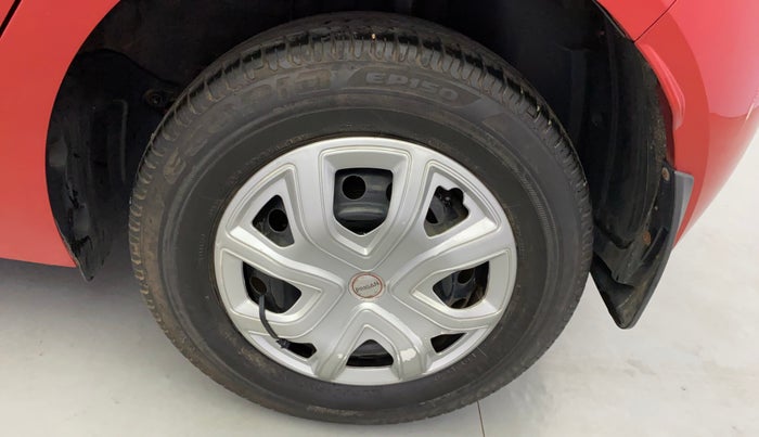 2021 Tata ALTROZ XE PETROL, Petrol, Manual, 17,636 km, Left Rear Wheel
