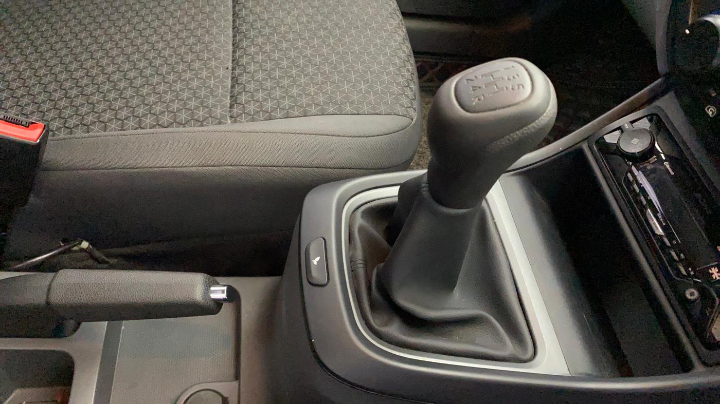 2021 Tata ALTROZ XE PETROL, Petrol, Manual, 17,636 km, Gear Lever