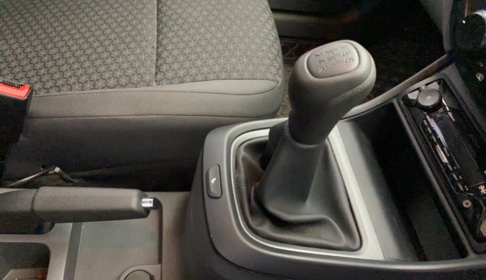2021 Tata ALTROZ XE PETROL, Petrol, Manual, 17,636 km, Gear Lever