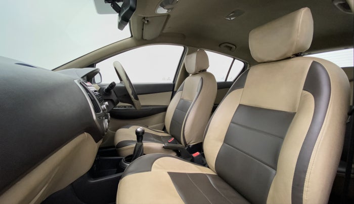 2014 Hyundai i20 SPORTZ 1.2 VTVT, Petrol, Manual, 52,015 km, Right Side Front Door Cabin