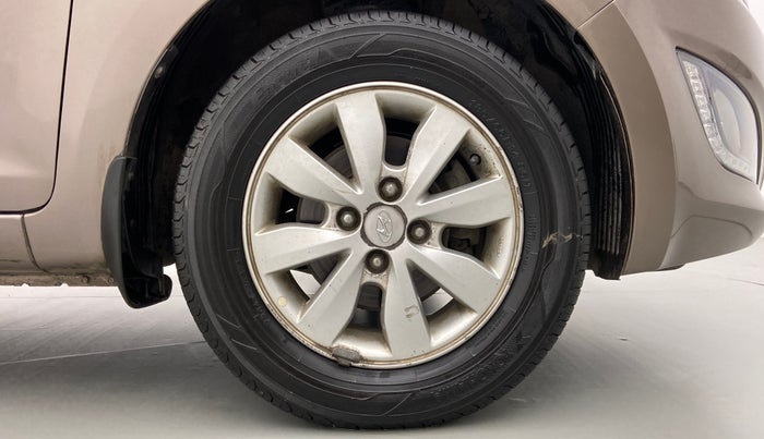 2014 Hyundai i20 SPORTZ 1.2 VTVT, Petrol, Manual, 52,015 km, Right Front Wheel