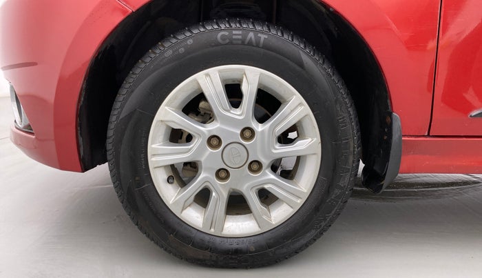 2019 Tata Tiago XZ PLUS DUAL TONE DIESEL, Diesel, Manual, 51,729 km, Left Front Wheel