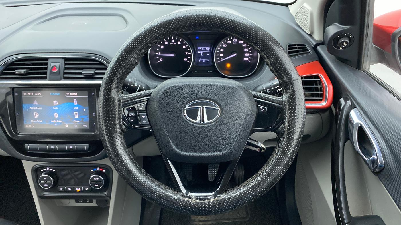 2019 Tata Tiago XZ PLUS DUAL TONE DIESEL, Diesel, Manual, 51,729 km, Steering Wheel Close Up
