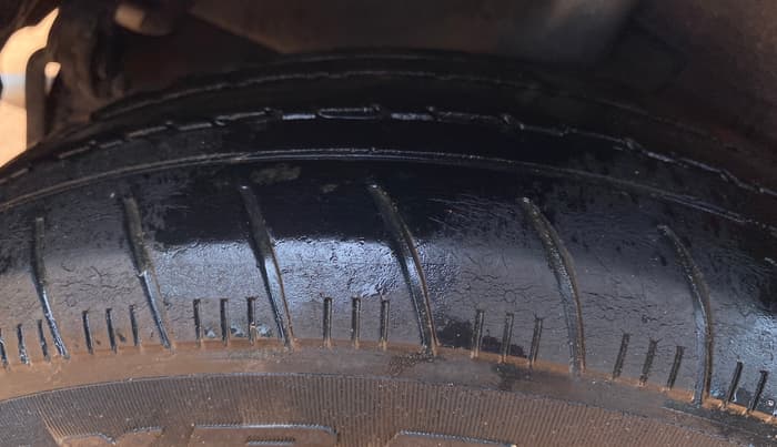2015 Maruti Celerio ZXI AMT, Petrol, Automatic, 58,393 km, Right Rear Tyre Tread