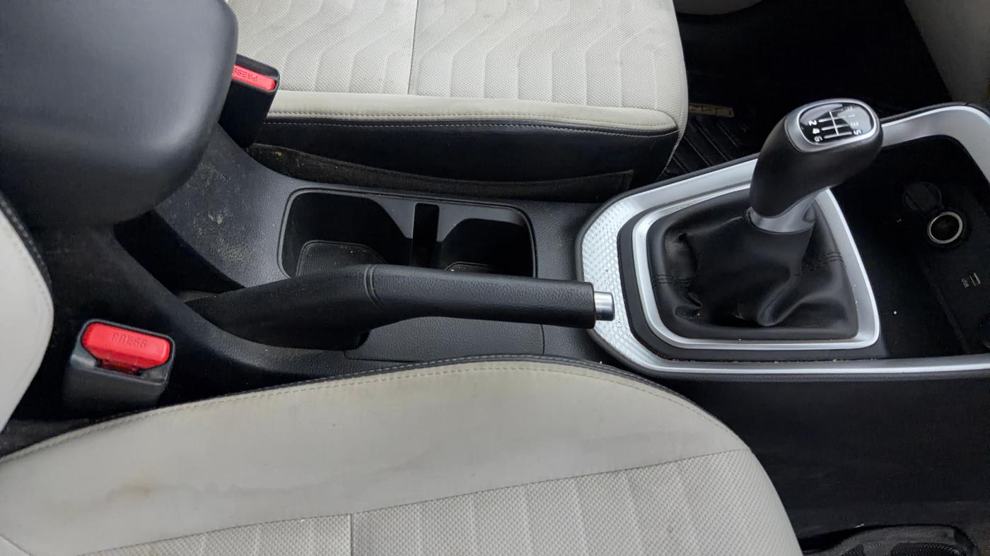 2023 KIA SONET HTX 1.0 TURBO PETROL IMT, Petrol, Manual, 32,656 km, Gear Lever