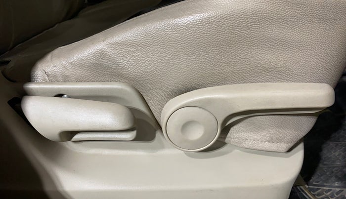 2017 Maruti Swift Dzire ZDI AMT, Diesel, Automatic, 57,076 km, Driver Side Adjustment Panel