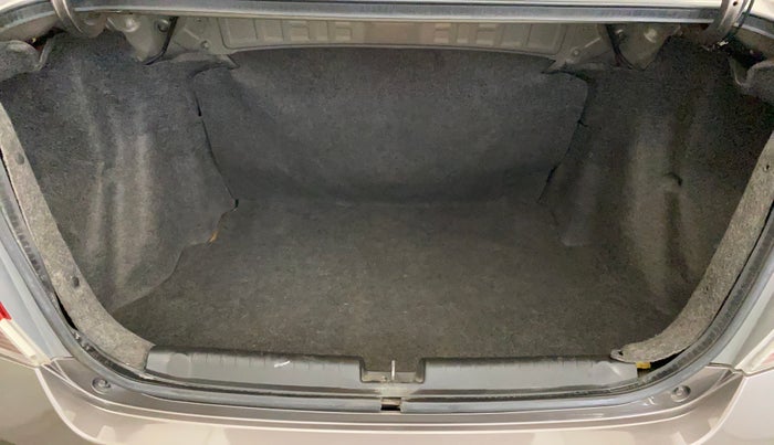 2014 Honda Amaze 1.2L I-VTEC S, Petrol, Manual, 71,609 km, Boot Inside