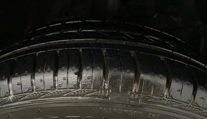 2014 Honda Amaze 1.2L I-VTEC S, Petrol, Manual, 71,609 km, Right Front Tyre Tread