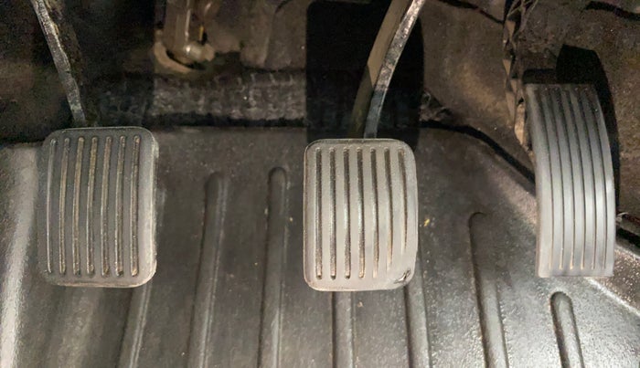 2022 Hyundai GRAND I10 NIOS SPORTZ 1.2 KAPPA VTVT CNG, CNG, Manual, 69,688 km, Pedals