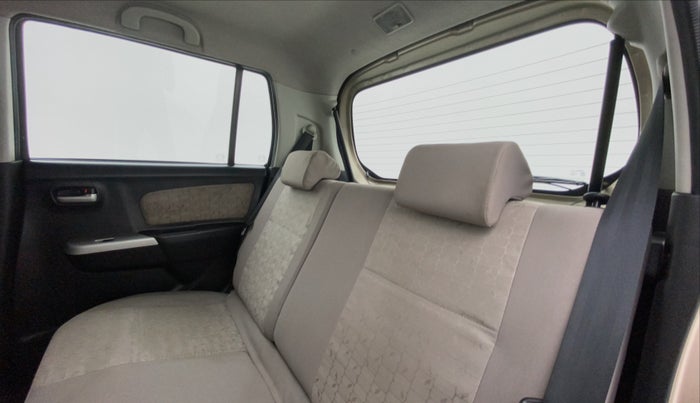 2013 Maruti Wagon R 1.0 VXI, Petrol, Manual, 58,323 km, Right Side Rear Door Cabin