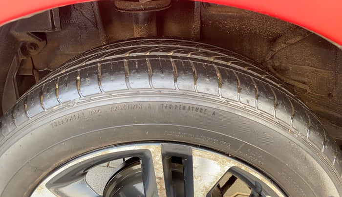 2020 Tata Tiago XZ PLUS PETROL, Petrol, Manual, 17,028 km, Right Rear Tyre Tread