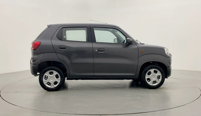 2021 Maruti S PRESSO VXI PLUS, Petrol, Manual, 121 km, Right Side View