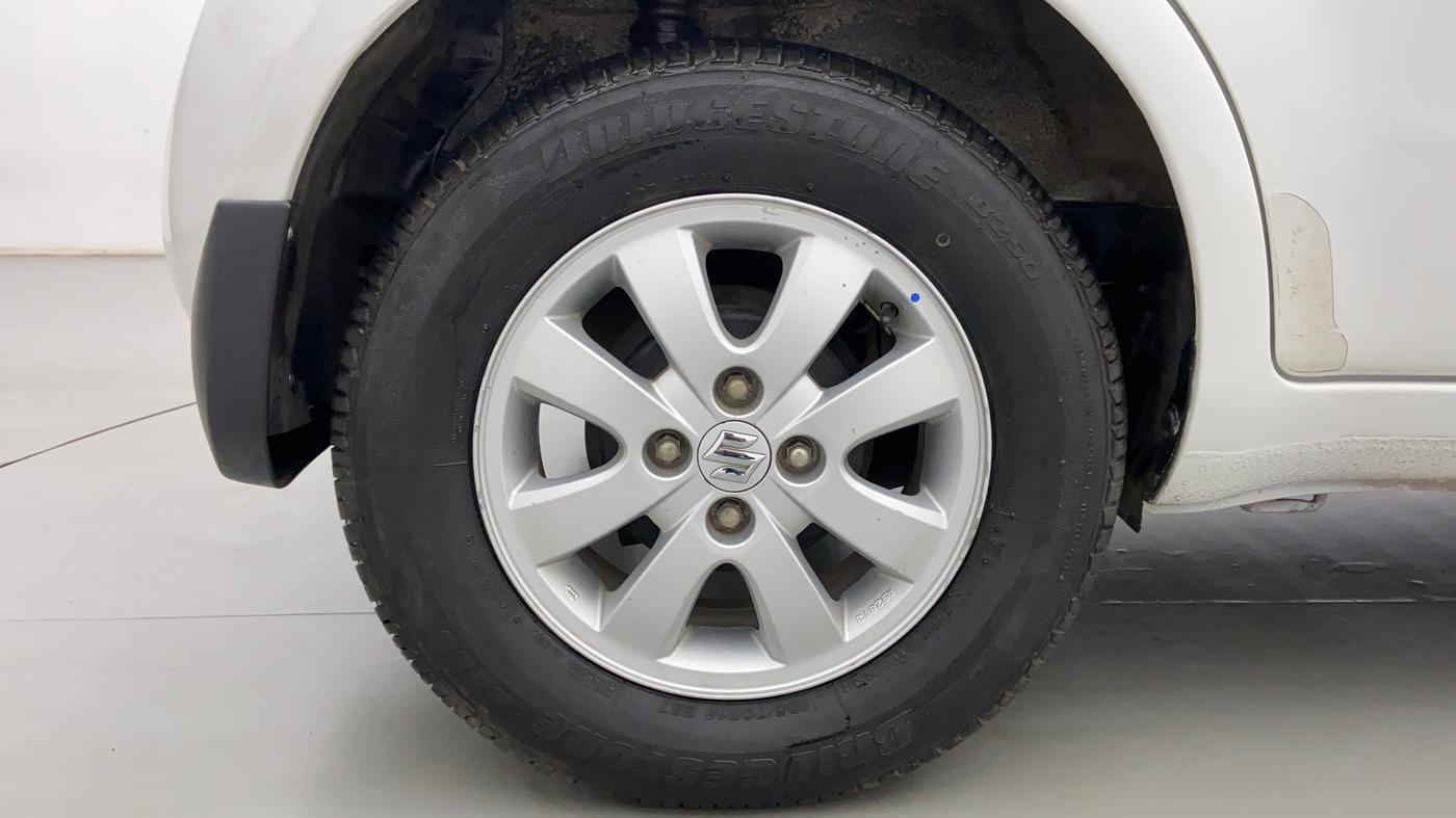 2014 Maruti Ritz ZXI, Petrol, Manual, 35,977 km, Right Rear Wheel