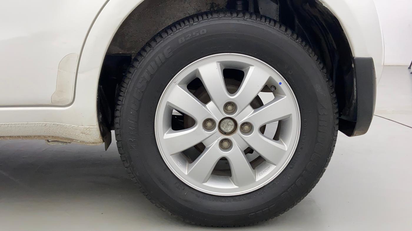 2014 Maruti Ritz ZXI, Petrol, Manual, 35,977 km, Left Rear Wheel