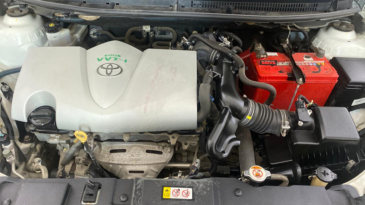 2018 Toyota YARIS G CVT, Petrol, Automatic, 44,257 km, Engine View