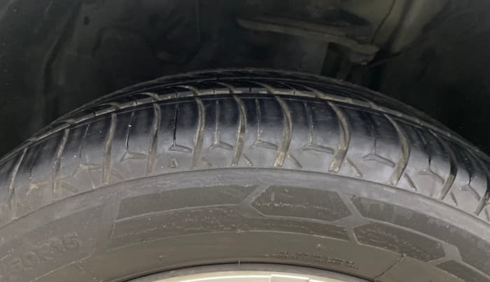 2018 Toyota YARIS G CVT, Petrol, Automatic, 43,796 km, Left Front Tyre Tread