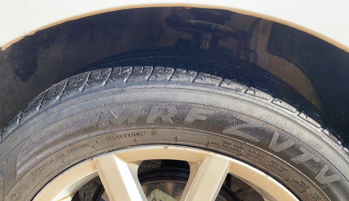 2017 Volkswagen Polo GT TSI AT, Petrol, Automatic, 1,12,200 km, Left Front Tyre Tread