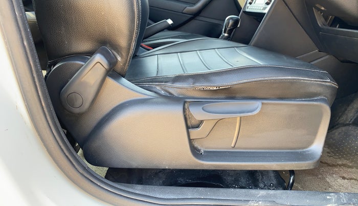 2017 Volkswagen Polo GT TSI AT, Petrol, Automatic, 1,12,200 km, Driver Side Adjustment Panel