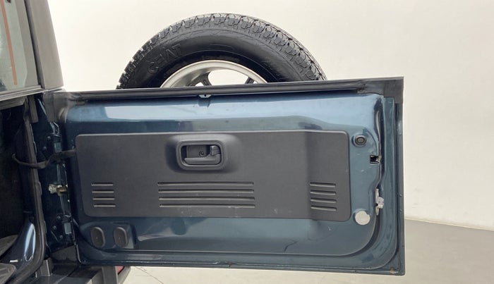 2021 Mahindra Thar LX PETROL HT 4WD AT, Petrol, Automatic, 17,820 km, Boot Door Open