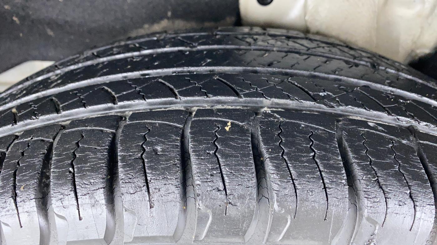 2013 Honda CRV 2.0 2WD AT, Petrol, Automatic, 41,535 km, Right Rear Tyre Tread