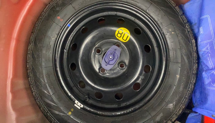 2023 Maruti Swift ZXI PLUS AMT DUAL TONE, Petrol, Automatic, 19,429 km, Spare Tyre