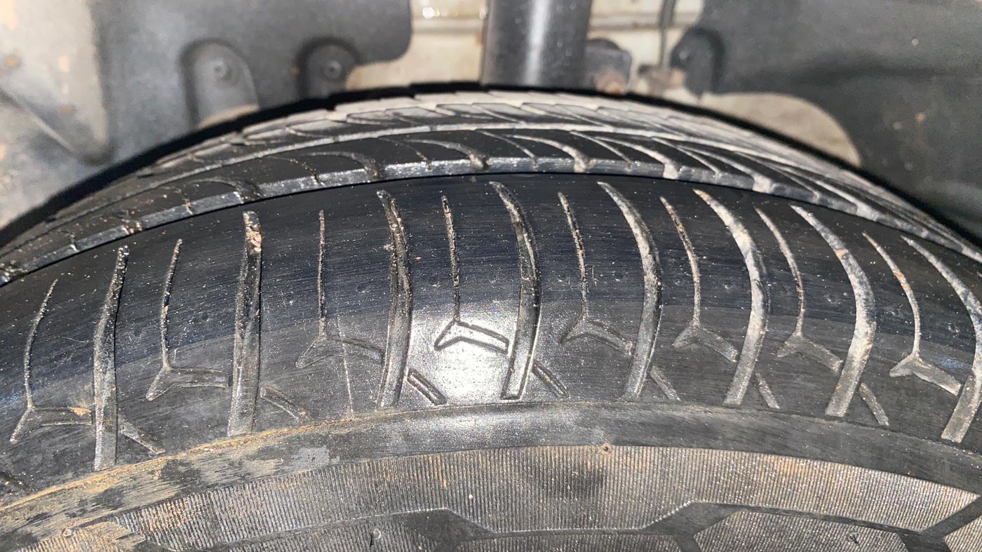 2017 Ford Ecosport TREND 1.5L DIESEL, Diesel, Manual, 98,691 km, Left Front Tyre Tread