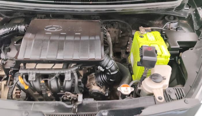 2014 Hyundai Xcent S (O) 1.2, Petrol, Manual, 65,402 km, Engine View - Left