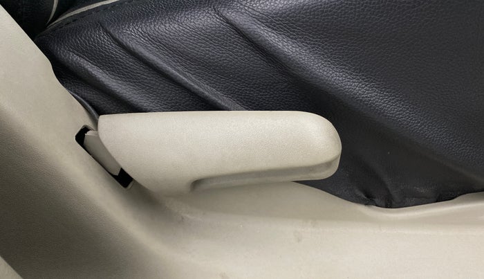 2015 Maruti Celerio VXI AMT, Petrol, Automatic, 92,649 km, Driver Side Adjustment Panel