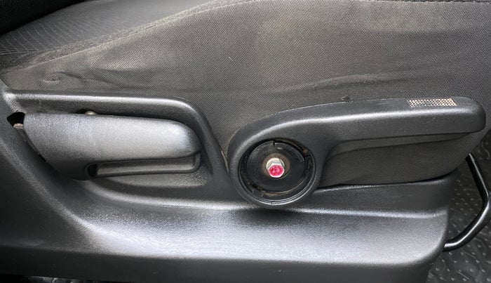 2014 Maruti Swift ZXI D, Petrol, Manual, 82,122 km, Driver Side Adjustment Panel