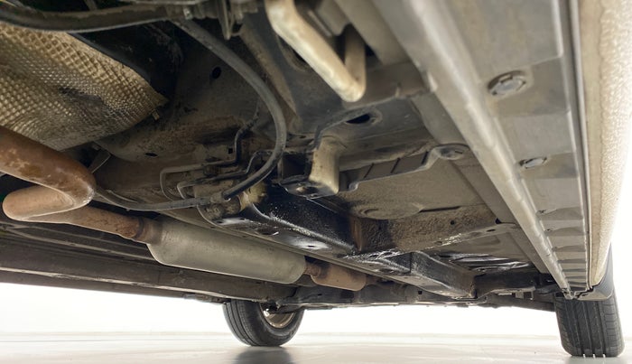 2014 Maruti Swift ZXI D, Petrol, Manual, 82,122 km, Right Side Underbody