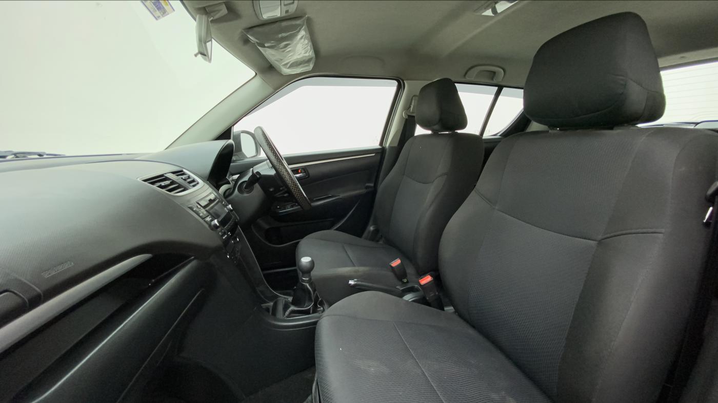 2014 Maruti Swift ZXI D, Petrol, Manual, 82,122 km, Right Side Front Door Cabin
