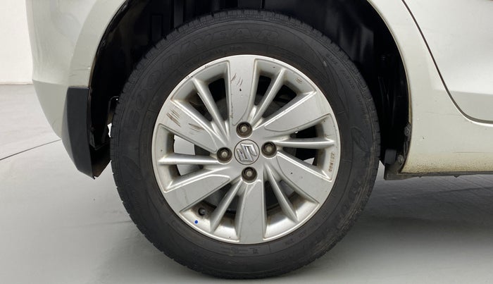 2014 Maruti Swift ZXI D, Petrol, Manual, 82,122 km, Right Rear Wheel