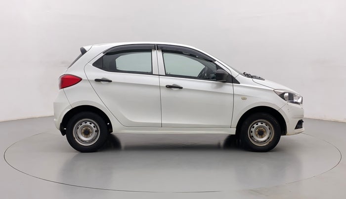 2017 Tata Tiago XE PETROL, Petrol, Manual, 38,063 km, Right Side View