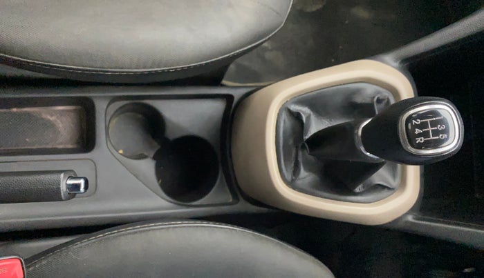 2014 Hyundai Grand i10 SPORTZ 1.2 KAPPA VTVT, Petrol, Manual, 76,435 km, Gear Lever