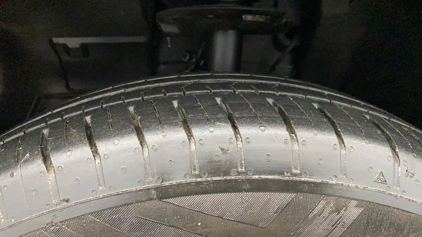 2023 Tata PUNCH ADVENTURE MT, Petrol, Manual, 4,310 km, Left Front Tyre Tread
