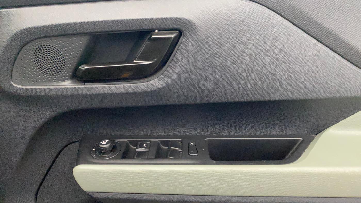 2023 Tata PUNCH ADVENTURE MT, Petrol, Manual, 4,310 km, Driver Side Door Panels Control