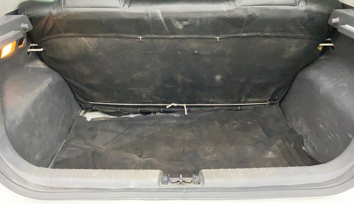 2022 Hyundai GRAND I10 NIOS ASTA AMT 1.2 KAPPA VTVT, Petrol, Automatic, 63,034 km, Boot Inside