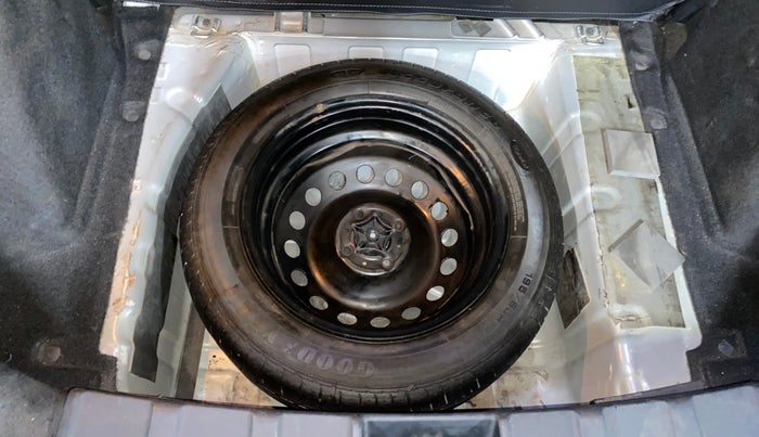 2021 Tata NEXON XM PETROL, Petrol, Manual, 80,425 km, Spare Tyre