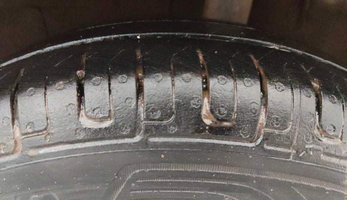 2019 Renault Kwid RXT 0.8 (O), Petrol, Manual, 93,218 km, Left Rear Tyre Tread